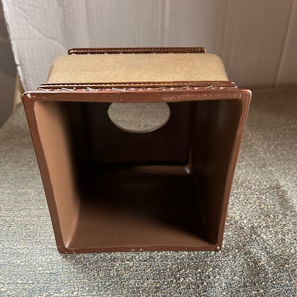 Tissue cover - Picture 2 of 13